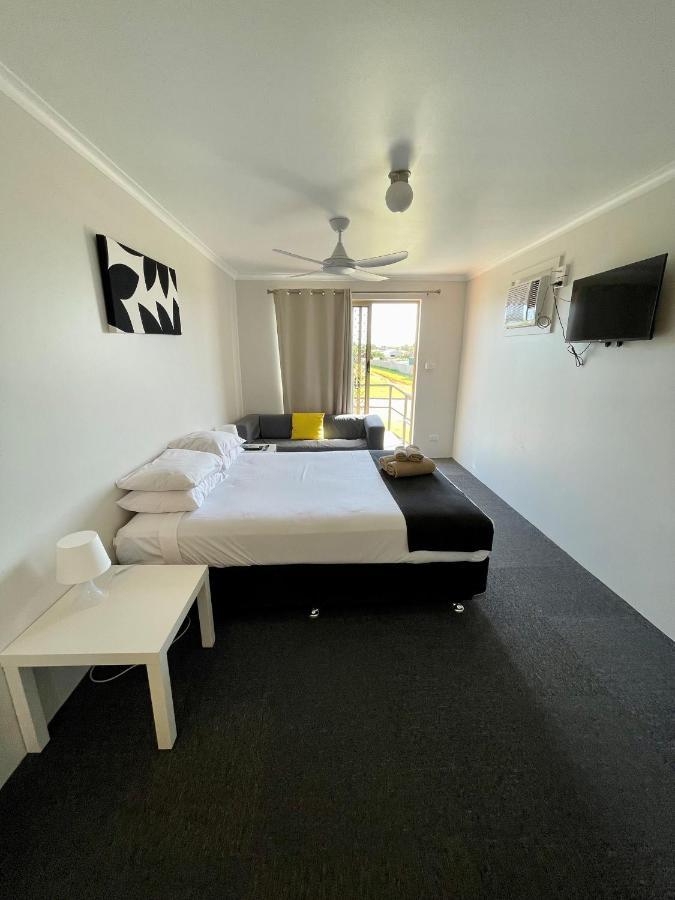 Geraldton'S Ocean West Holiday Units & Short Stay Accommodation Δωμάτιο φωτογραφία